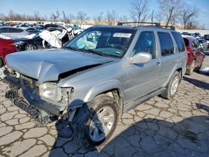 Nissan Pathfinder LE 3.5L 6 2002