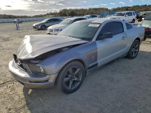 Ford Mustang 4.0L 6 2006