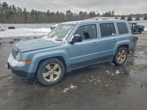 Jeep Patriot LATITUDE 2.4L 4 2014