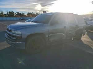 Chevrolet Tahoe C1500 4.8L 8 2003