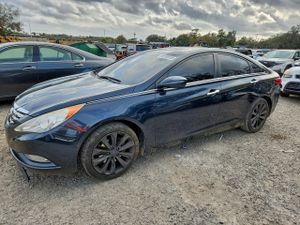 Hyundai Sonata SE 2.4L 4 2011