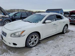 Nissan Maxima S 3.5L 6 2013