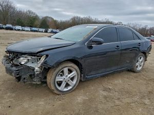 Toyota Camry L 2.5L 4 2013