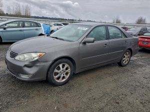 Toyota Camry LE 2.4L 4 2005