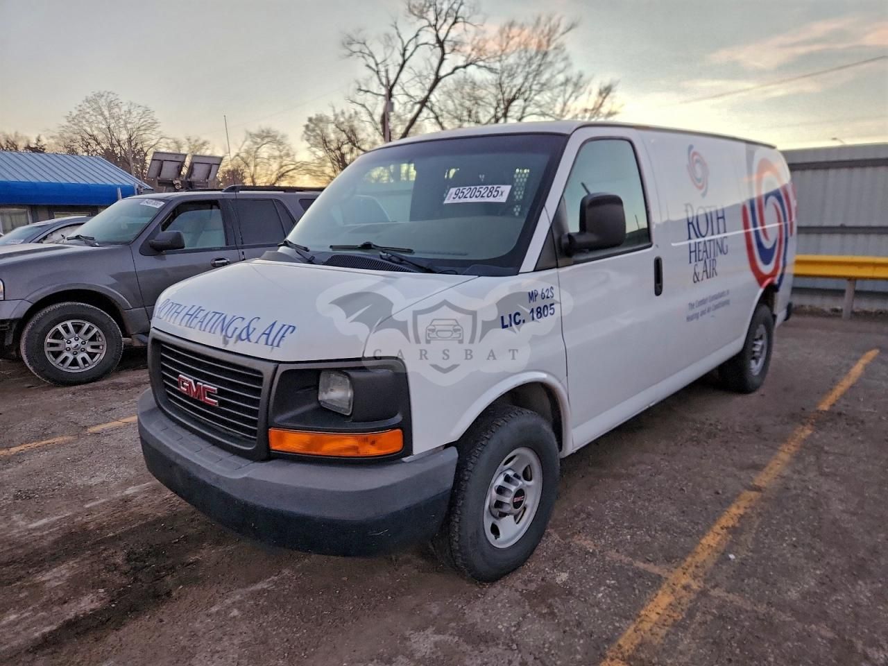 GMC Savana G2500 4.8L 8 2013