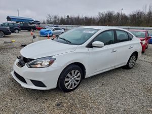 Nissan Sentra S 1.8L 4 2017