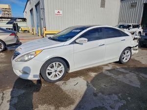 Hyundai Sonata SE 2.4L 4 2013
