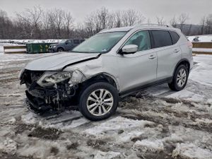 Nissan Rogue S 2.5L 4 2015