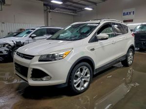 Ford Escape TITANIUM 2.0L 4 2015