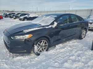 Ford Fusion SE 2.5L 4 2013