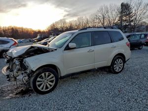 Subaru Forester 2.5X PREMIUM 2.5L 4 2013