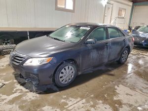 Toyota Camry BASE 2.5L 4 2011