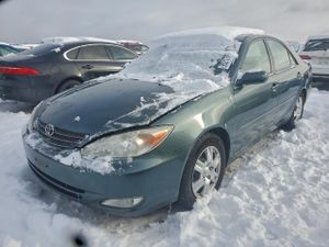 Toyota Camry LE 2.4L 4 2004