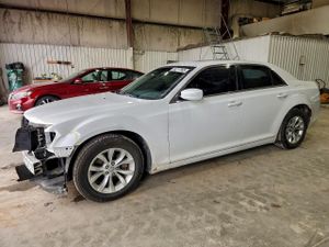 Chrysler 300 LIMITED 3.6L 6 2015