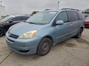 Toyota Sienna CE 3.3L 6 2004