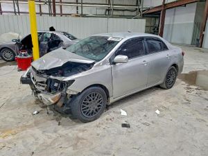 Toyota Corolla BASE 1.8L 4 2012