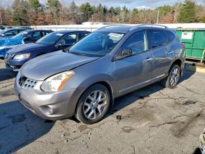 Nissan Rogue S 2.5L 4 2012