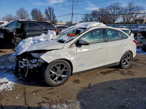 Ford Focus SE 2.0L 4 2013