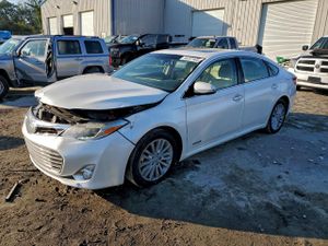 Toyota Avalon HYBRID 2.5L 4 2015
