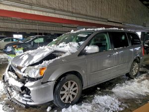 Chrysler Town & Country TOURING 3.6L 6 2016