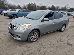 Nissan Versa S 1.6L 4 2014