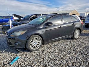 Ford Focus TITANIUM 2.0L 4 2013