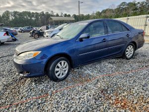 Toyota Camry LE 2.4L 4 2004