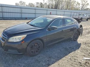 Chevrolet Malibu 1LT 2.5L 4 2013