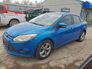 Ford Focus SE 2.0L 4 2014