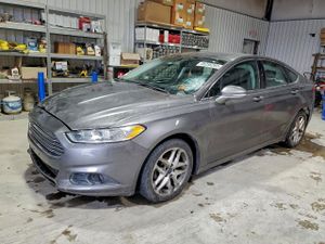 Ford Fusion SE 1.6L 4 2013