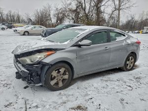 Hyundai Elantra GLS 1.8L 4 2012