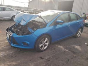 Ford Focus SE 2.0L 4 2014