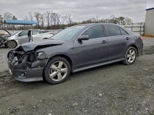 Toyota Camry BASE 2.5L 4 2011