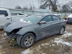 Hyundai Sonata GLS 2.4L 4 2013