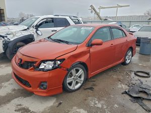 Toyota Corolla BASE 1.8L 4 2013