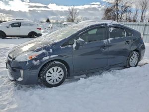 Toyota Prius 1.8L 4 2013