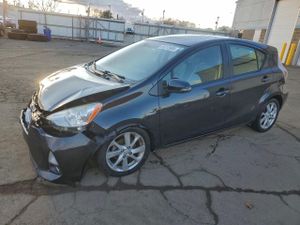 Toyota Prius 1.5L 4 2013