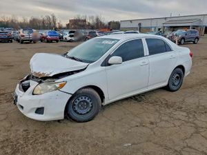 Toyota Corolla BASE 1.8L 4 2010