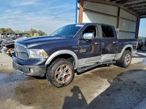 RAM 1500 LARAMIE 5.7L 8 2015