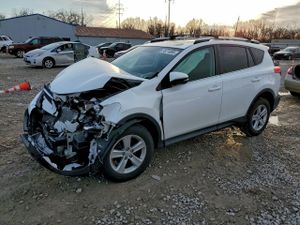 Toyota Rav4 XLE 2.5L 4 2013