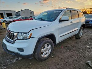 Jeep Grand Cherokee LAREDO 3.6L 6 2013