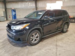 Toyota Highlander XLE 3.5L 6 2015