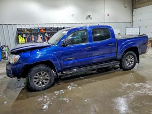 Toyota Tacoma DOUBLE CAB 4.0L 6 2015