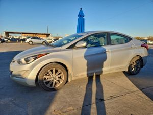 Hyundai Elantra SE 1.8L 4 2014