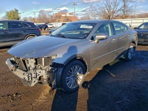 Lexus ES 350 3.5L 6 2015