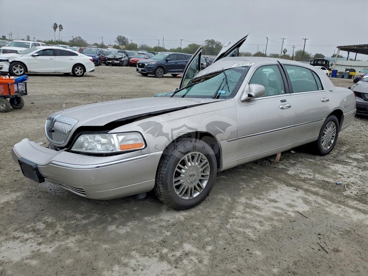 Lincoln Town Car SIGNATURE LIMITED 4.6L 8 2009