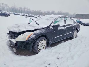Nissan Altima BASE 2.5L 4 2012