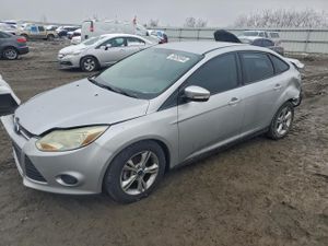 Ford Focus SE 2.0L 4 2014