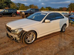 Mercedes-Benz C 250 1.8L 4 2013