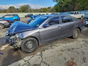 Toyota Camry BASE 2.5L 4 2011